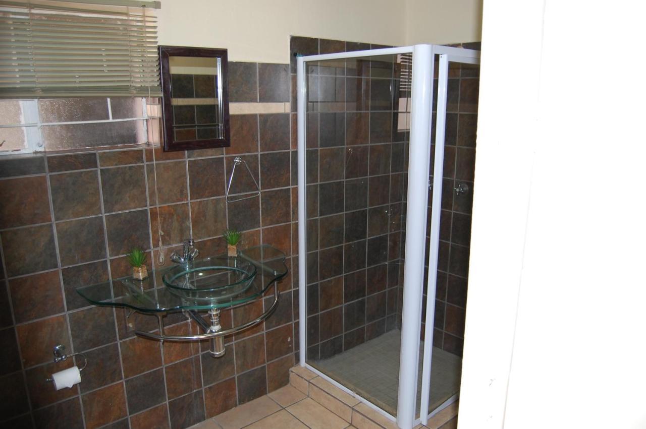 Evergreen Guesthouse Upington Exterior photo