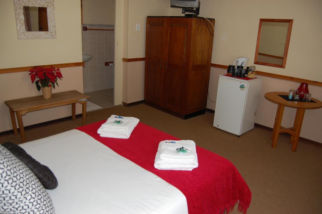 Evergreen Guesthouse Upington Exterior photo