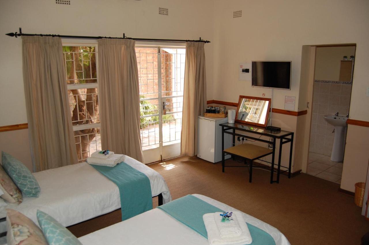 Evergreen Guesthouse Upington Exterior photo